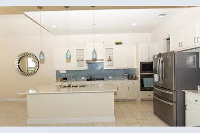 348 Cross Timbers Drive, Georgetown, TX 78628 - Photo 7