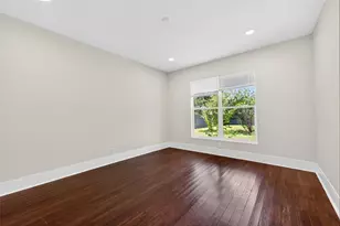 529 W Clark St, Bartlett, TX 76511 - Photo 13