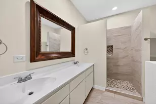 529 W Clark St, Bartlett, TX 76511 - Photo 15