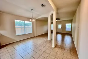 1005 W South St, Leander, TX 78641 - Photo 11