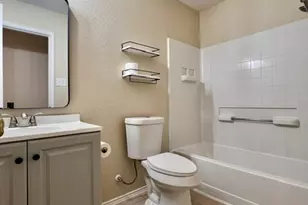 1005 W South St, Leander, TX 78641 - Photo 21