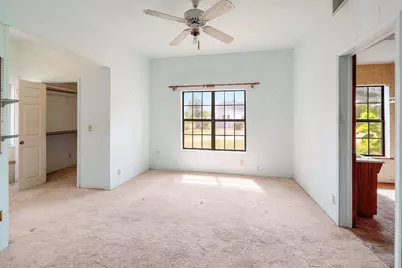 905 Kimbro Street, Taylor, TX 76574 - Photo 15