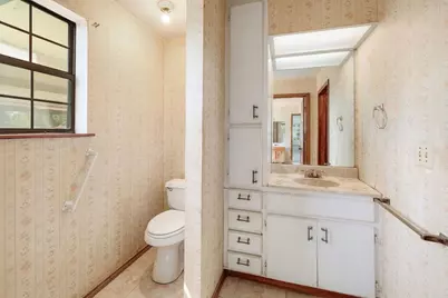 905 Kimbro Street, Taylor, TX 76574 - Photo 17