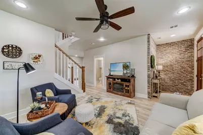 1103 Farm Street, Bastrop, TX 78602 - Photo 5
