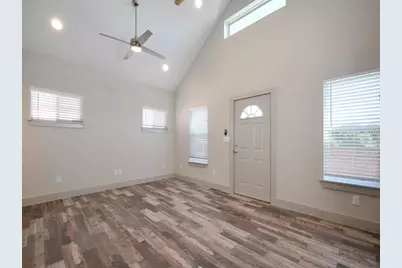 3141 E 12th Street #C, Austin, TX 78702 - Photo 7
