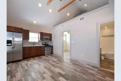 3141 E 12th Street #C, Austin, TX 78702 - Photo 5