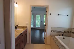 5305 Duval St, Austin, TX 78751 - Photo 21