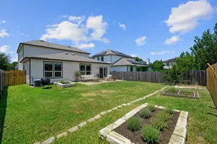 2215 McCombs St, Georgetown, TX 78626 - Photo 5