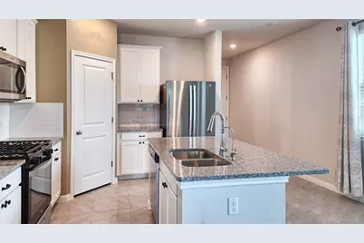 241 Serpens Street, Georgetown, TX 78628 - Photo 5