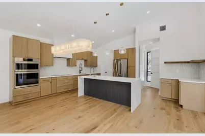 504 District Lane, Lago Vista, TX 78645 - Photo 7