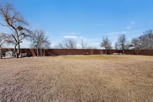 195 Gato Rd, Cedar Creek, TX 78612 - Photo 33