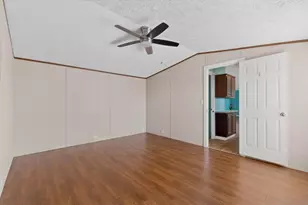 195 Gato Rd, Cedar Creek, TX 78612 - Photo 15