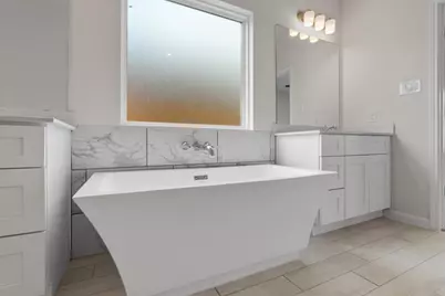 261 Ironshoe Trail, Liberty Hill, TX 78642 - Photo 19