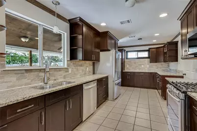 2424 Roundabout Lane, Round Rock, TX 78664 - Photo 11