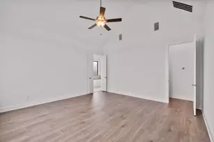 1802 Crimson Sunset Dr, Georgetown, TX 78628 - Photo 17