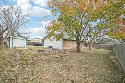 102 Stubblefield Drive, Elgin, TX 78621 - Photo 37