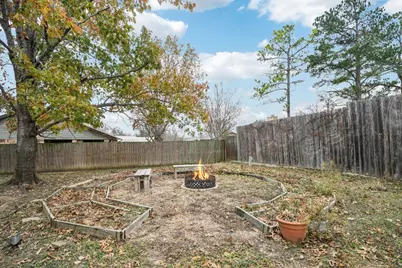 102 Stubblefield Drive, Elgin, TX 78621 - Photo 39