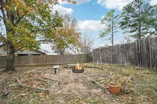 102 Stubblefield Dr, Elgin, TX 78621 - Photo 39