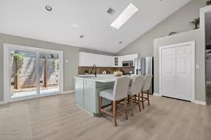 411 W Live Oak St, Austin, TX 78704 - Photo 9