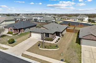 507 Luna Vista Dr, Hutto, TX 78634 - Photo 3