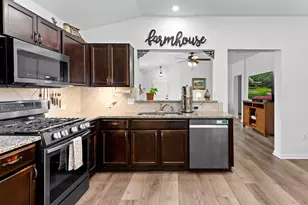 507 Luna Vista Dr, Hutto, TX 78634 - Photo 13