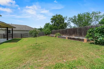 5600 Bonneville Bend, Austin, TX 78744 - Photo 25