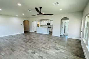 125 Millsaps Ct, Bastrop, TX 78602 - Photo 9