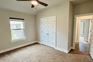 125 Millsaps Ct, Bastrop, TX 78602 - Photo 5
