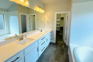 125 Millsaps Ct, Bastrop, TX 78602 - Photo 13