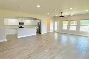 125 Millsaps Ct, Bastrop, TX 78602 - Photo 9