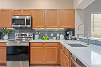 216 Hoot Owl Lane N, Leander, TX 78641 - Photo 5