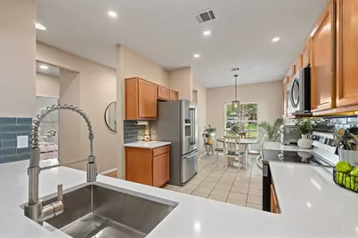 216 Hoot Owl Lane N, Leander, TX 78641 - Photo 17