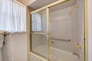 634 Broken Hills Dr, Horseshoe Bay, TX 78657 - Photo 19