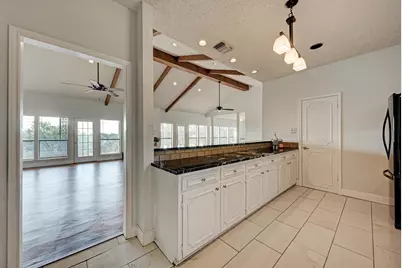 634 Broken Hills Drive, Horseshoe Bay, TX 78657 - Photo 9