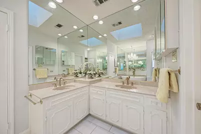 634 Broken Hills Drive, Horseshoe Bay, TX 78657 - Photo 19