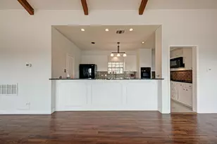 634 Broken Hills Dr, Horseshoe Bay, TX 78657 - Photo 5