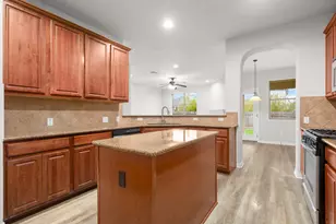 4605 Rolling Water Dr, Pflugerville, TX 78660 - Photo 11