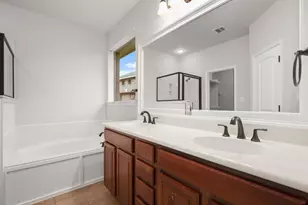 4605 Rolling Water Dr, Pflugerville, TX 78660 - Photo 15