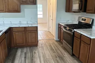 18312 Crestwind Ln, Elgin, TX 78621 - Photo 5