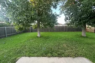 18312 Crestwind Ln, Elgin, TX 78621 - Photo 13