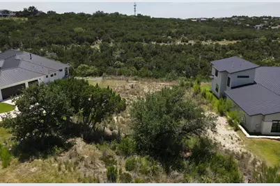 18816 Silver Maple Drive, Lago Vista, TX 78645 - Photo 5