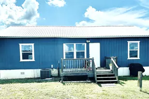 136 Fm 2239 Rd, Paige, TX 78659 - Photo 3