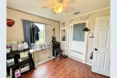136 Fm 2239 Road, Paige, TX 78659 - Photo 23