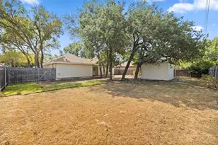 917 Garden View Dr, Georgetown, TX 78628 - Photo 35