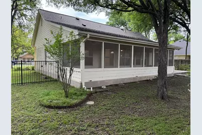 3013 Parker Drive, Georgetown, TX 78628 - Photo 15