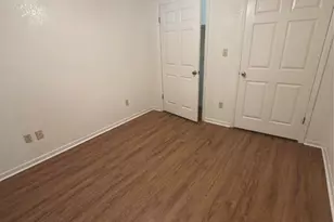 728 W San Antonio St, Lockhart, TX 78644 - Photo 13