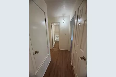 728 W San Antonio Street #728 B, Lockhart, TX 78644 - Photo 7