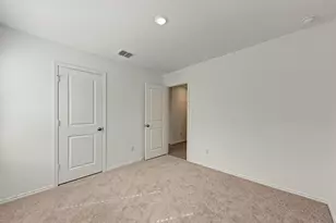 313 Marty Allen Loop, Jarrell, TX 76537 - Photo 23