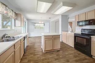 1621 Apollo Cir, Round Rock, TX 78664 - Photo 11