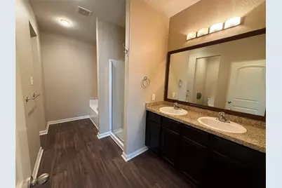 216 Continental Avenue, Liberty Hill, TX 78642 - Photo 15